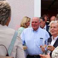 Uli Hoeneß lacht