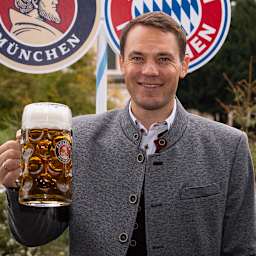 Traditional visit: FC Bayern at Oktoberfest 2025
