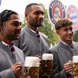 Traditional visit: FC Bayern at Oktoberfest 2025