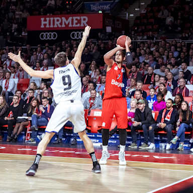 2019022_fcbb-jena_alex-king_060_ceirich-min