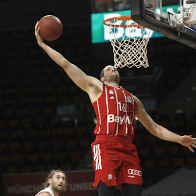 ZIPSER_B12221_RAU-min