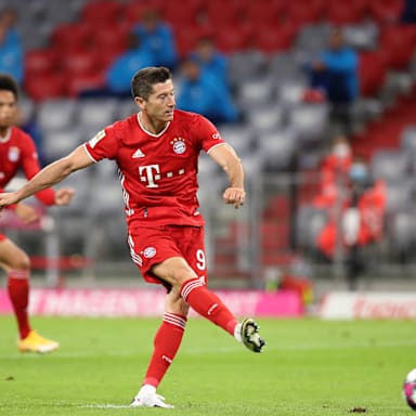 01_Lewandowski-Schalke_200918_don_