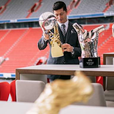 03_Lewandowski_Golden-Shoe_2100921_DON