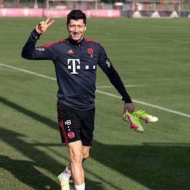 01_Abschlusstraining_B04FCB_DON