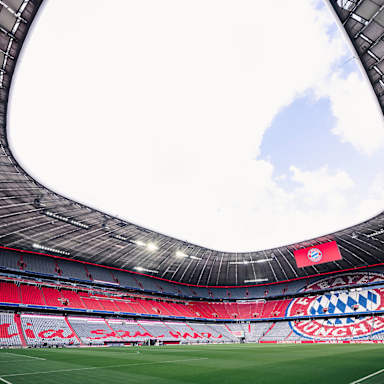 01_FCBFCA_090422_DON