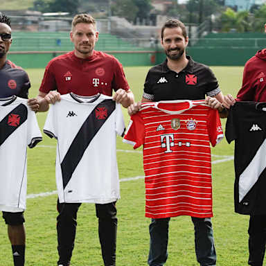 01_FCB_World_Squad_Vasco_da_Gama_220608_FCB