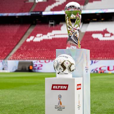 01-supercup-rbl-fcb-220730-mel
