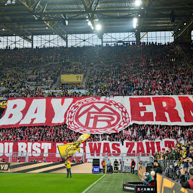 02-bvb-fcb-221008-mel