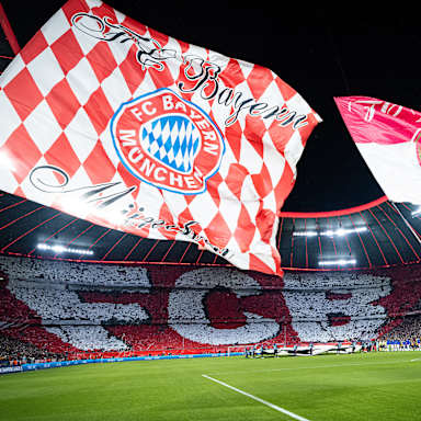 02-fcbayern-psg-230308-mel
