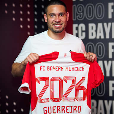 Raphaël Guerreiro FC Bayern
