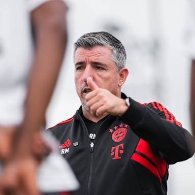 02-training-fc-bayern-world-squad-030723