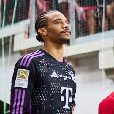 01-lfc-fcb-230802-mel