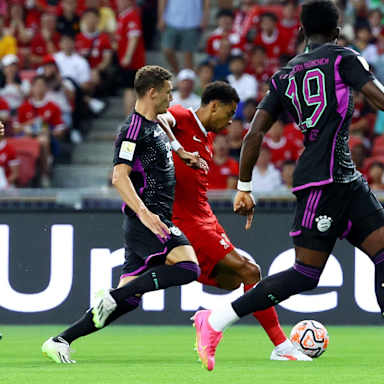03-lfc-fcb-230802-mel