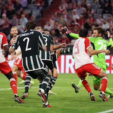 30-fcbayern-manutd-230920-get
