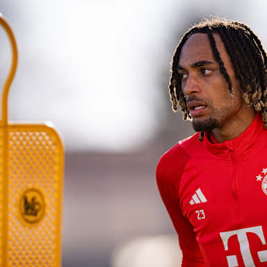 Sacha Boey FC Bayern