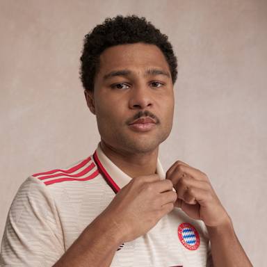 01-champions-league-trikot-fc-bayern-24-25