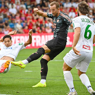 Spielszene aus dem Freundschaftsspiel FC Bayern - WSG Tirol