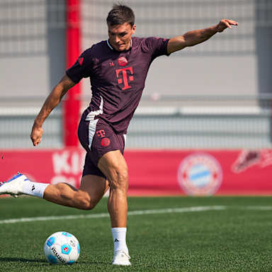 FC Bayern Munich training before home game against SC Freiburg
