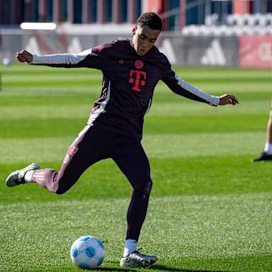 Entrenamiento del FC Bayern München antes del partido en casa contra el Union Berlin