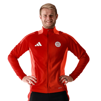 Julian Gunkel, FC Bayern Global Academy physiotherapist.