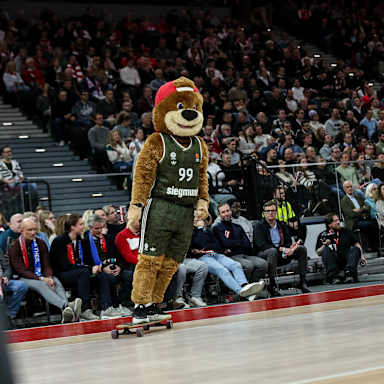 Der FC Bayern Basketball beim Heimspiel gegen Asvel Villeurbanne
