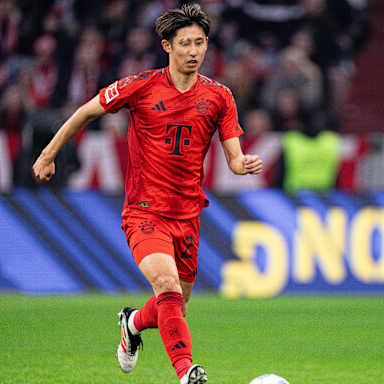 02-fcbayern-frankfurt-250223-mel