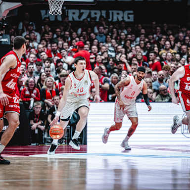 Bilder vom BBL-Spiel in Würzburg
