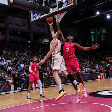Bilder vom BBL-Auswärtsspiel gegen die Telekom Baskets