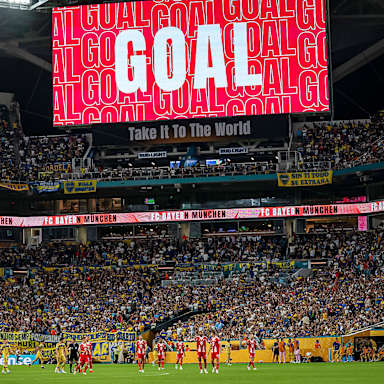 Anzeigetafel mit dem Schriftzug "Goal" im Spiel des FC Bayern gegen die Boca Juniors bei der Klub-WM.