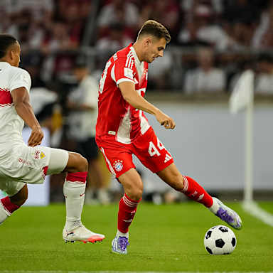 Spielszene aus dem Franz Beckenbauer-Supercup zwischen dem VfB Stuttgart und dem FC Bayern