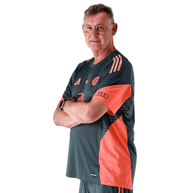 Bernd Dreher, FC Bayern Global Academy goalkeeping coach.