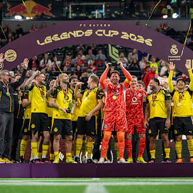 Siegerehrung beim FC Bayern Legends Cup 2026 im SAP Garden