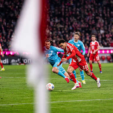 Jamal Musiala im Bundesliga-Spiel des FC Bayern gegen die TSG Hoffenheim