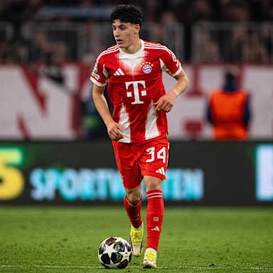 Deniz Ofli im Champions League-Heimspiel des FC Bayern gegen Atalanta Bergamo