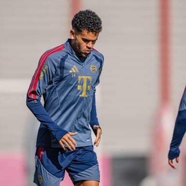 Luis Díaz im Abschlusstraining vor Augsburg