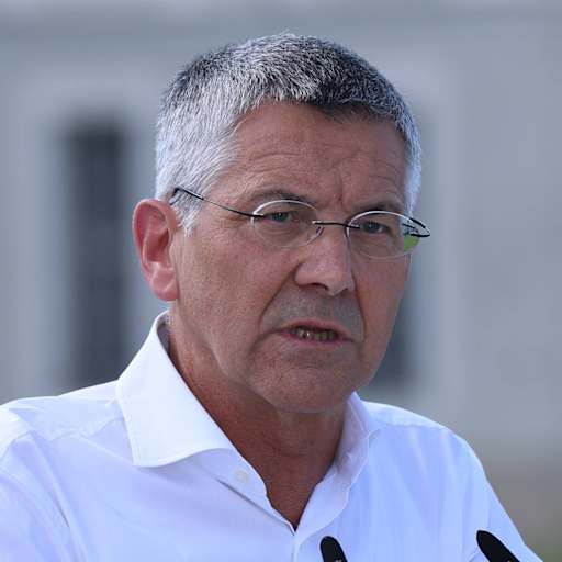 Herbert Hainer hält eine Rede