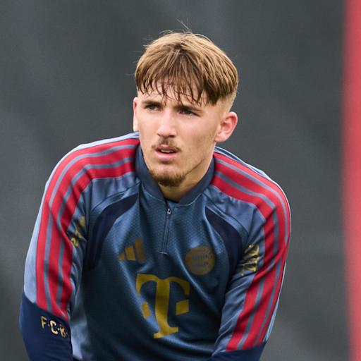 Lennart Karl im Training des FC Bayern
