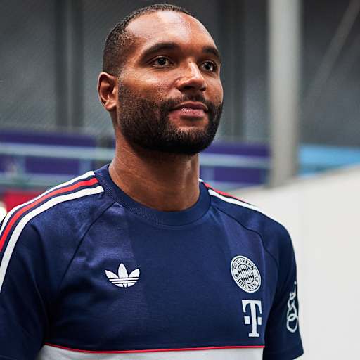 Jonathan Tah bei der Abreise aus München zur Summer Tour