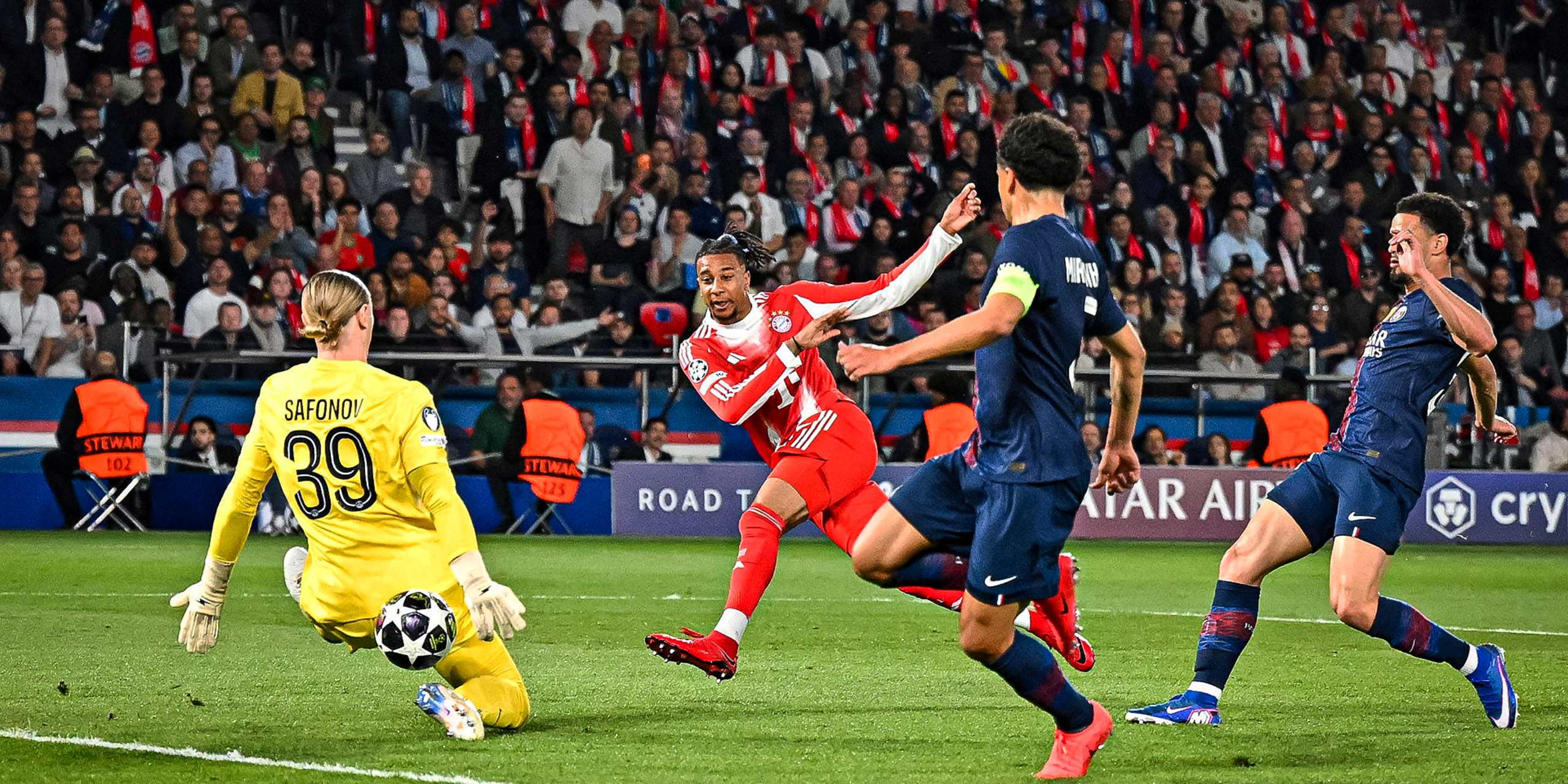 Prediksi superkomputer hasil Bayern Munchen vs PSG