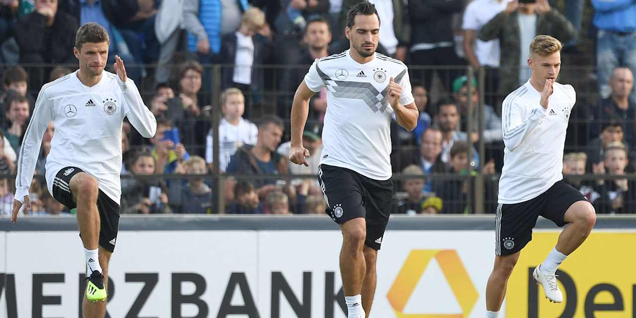 181009_hummels_mueller_ima
