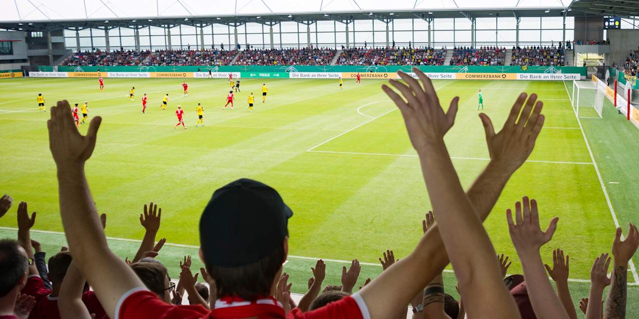 u19fck_fcb_220818