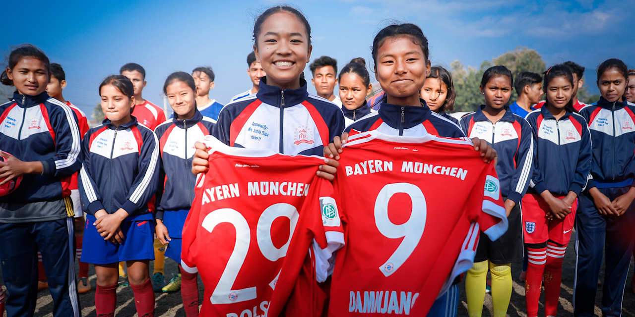 nepal-2_fcb_100619