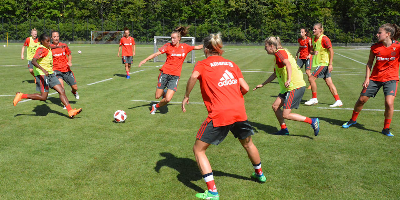frauen-training_fcb_160818