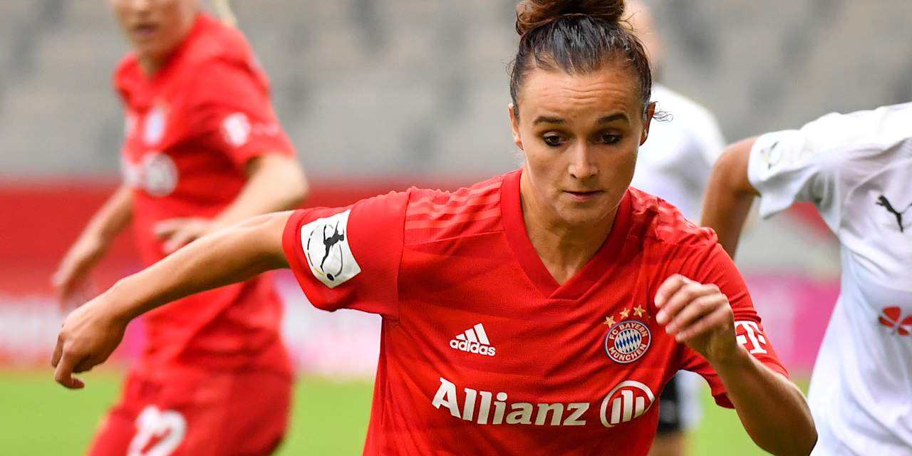 magull-fcbffc_fcb_190913