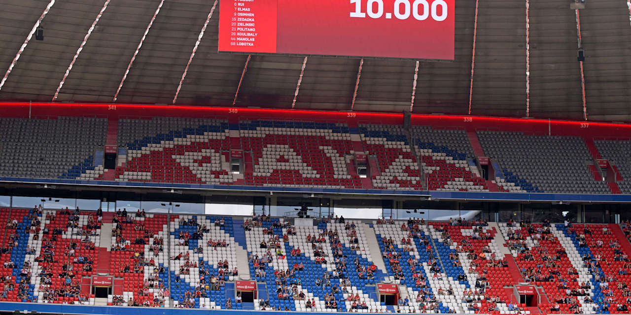 220125-AA-Zuschauer