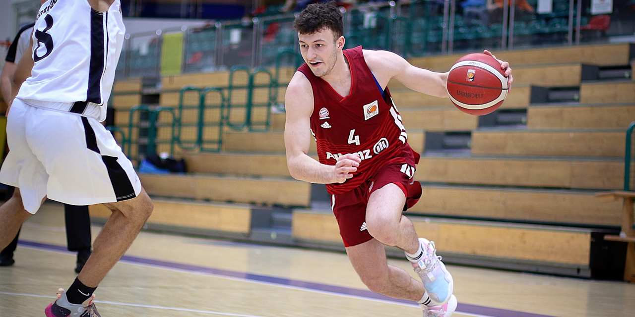 BaselineShots_FCBBU19_vs_Frankfurt_11