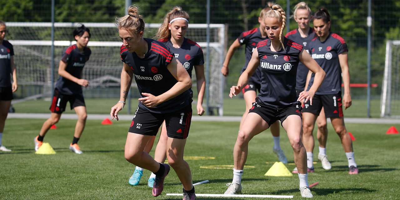 220512_Frauen-Training_FCB