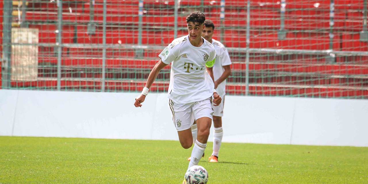 FC Bayern U19 gegen den 1. FC Nürnberg.