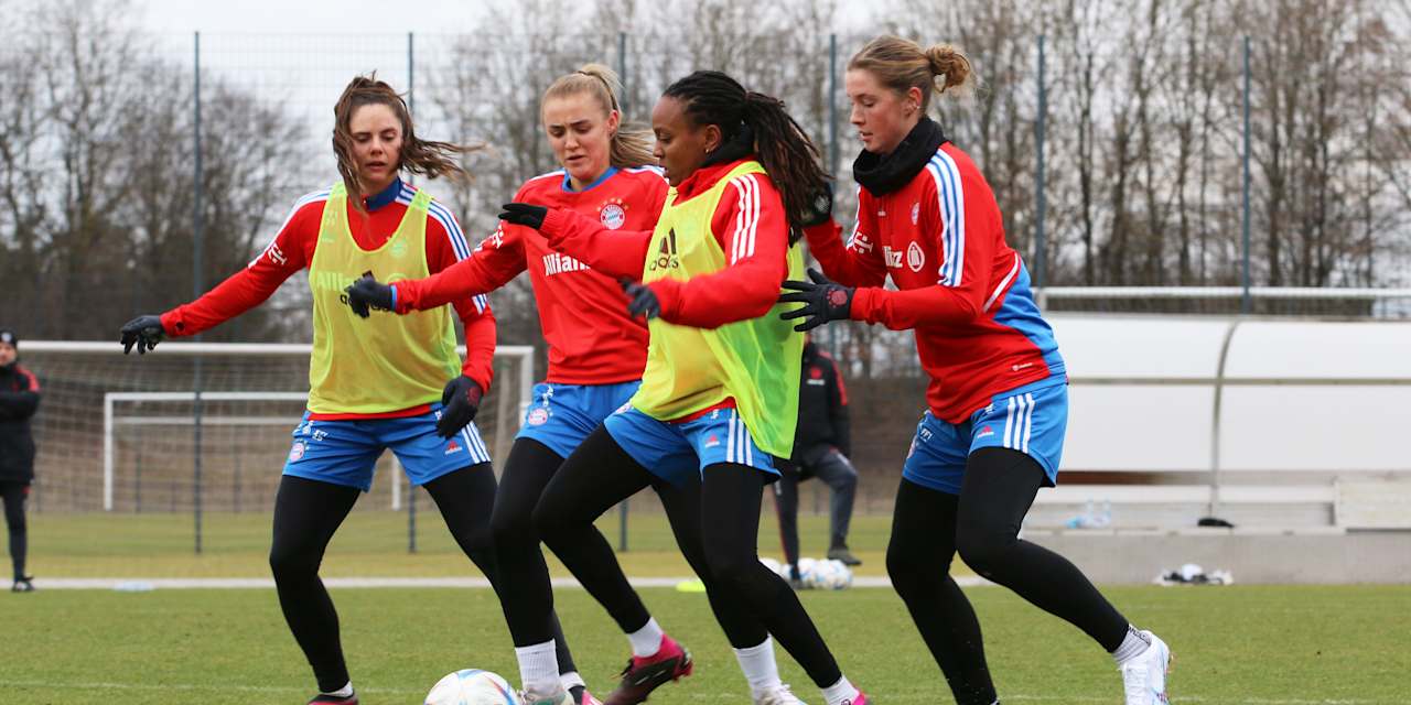 FC Bayern Frauen Training