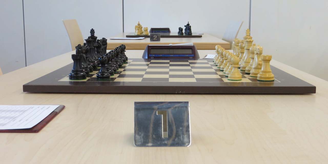 F2223FCB8R7